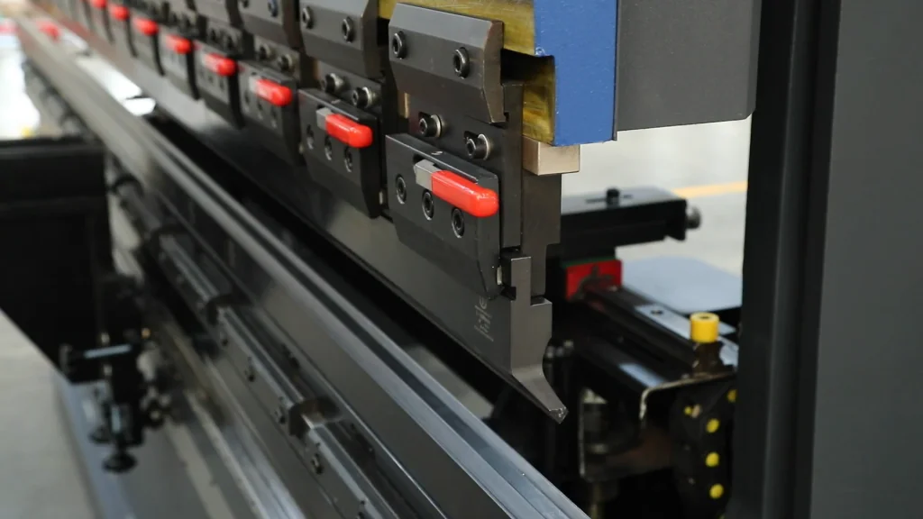 листогибочный пресс листогибочный пресс